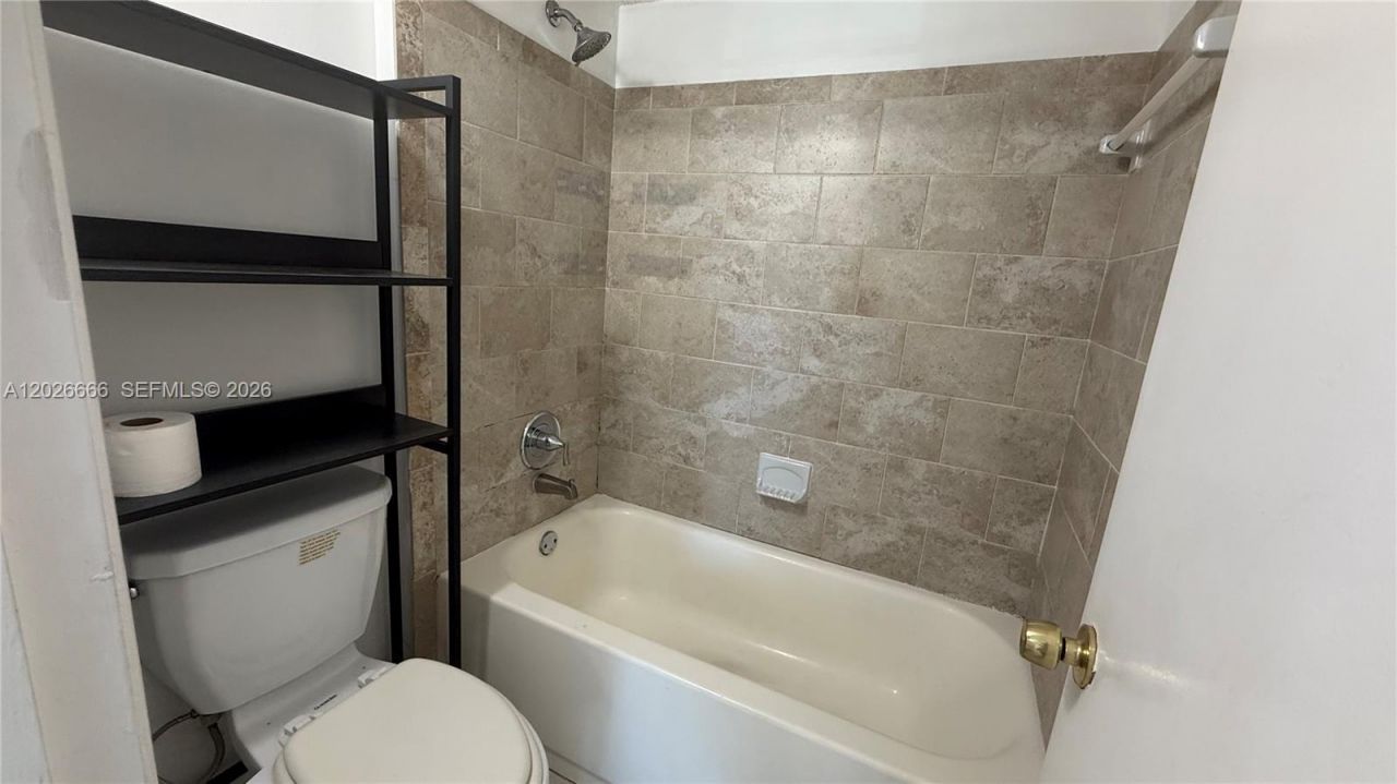 4581 W Mcnab Rd, Unit 20, Pompano Beach, FL 33069 Photo