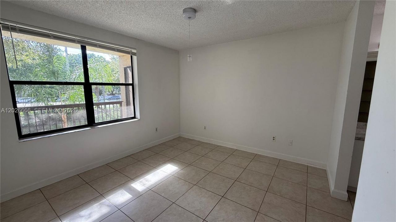 4581 W Mcnab Rd, Unit 20, Pompano Beach, FL 33069 Photo