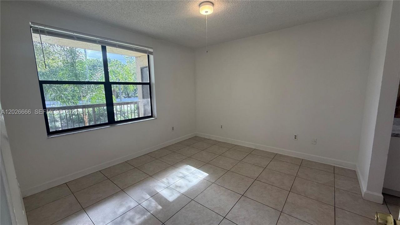 4581 W Mcnab Rd, Unit 20, Pompano Beach, FL 33069 Photo