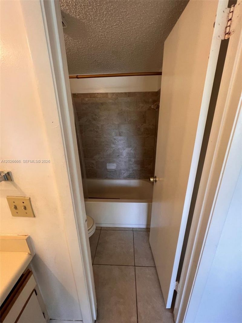 4581 W Mcnab Rd , Unit 20, Pompano Beach, FL 33069 Photo