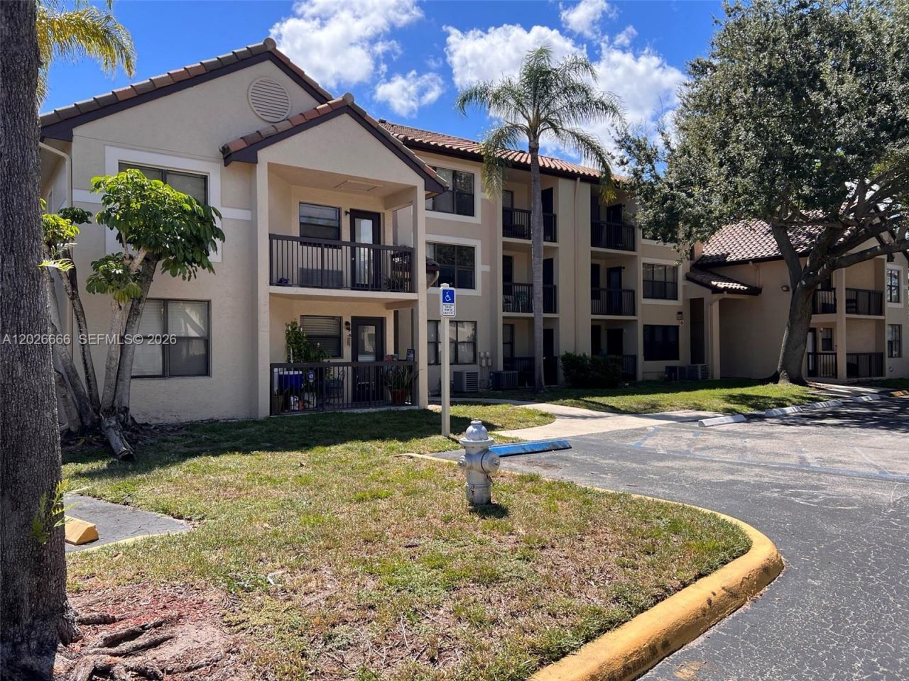 4581 W Mcnab Rd , Unit 20, Pompano Beach, FL 33069 Photo