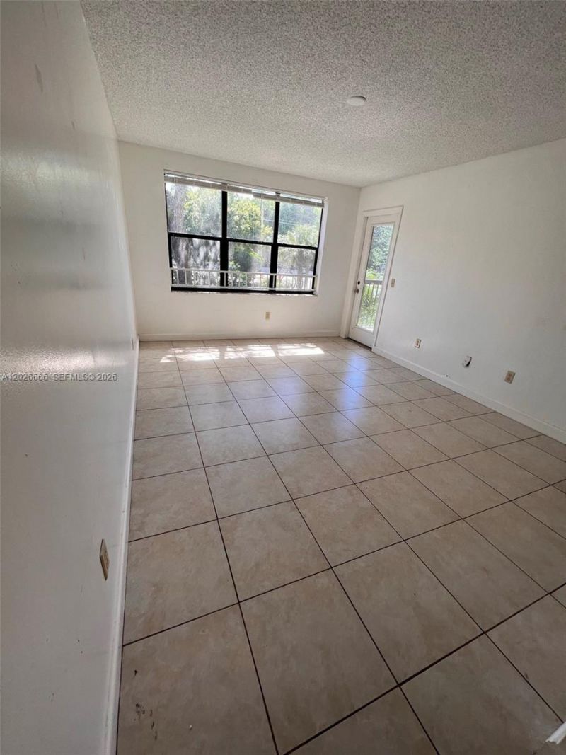 4581 W Mcnab Rd , Unit 20, Pompano Beach, FL 33069 Photo
