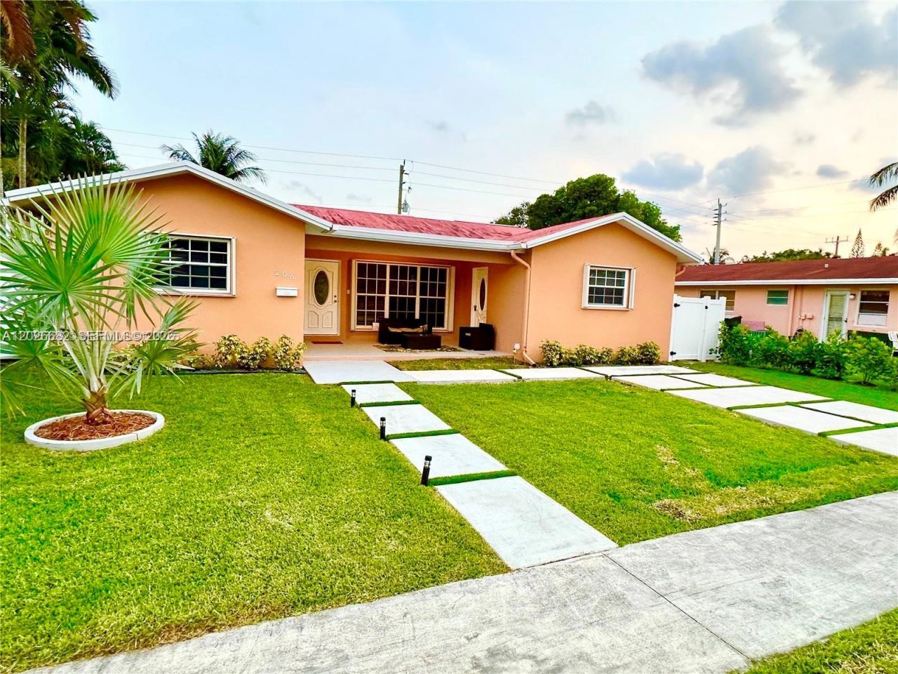206 SE 3rd Pl , Dania Beach, FL 33004 Photo