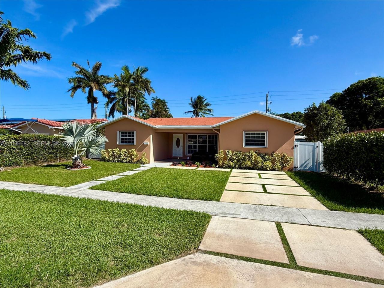 206 SE 3rd Pl , Dania Beach, FL 33004 Photo