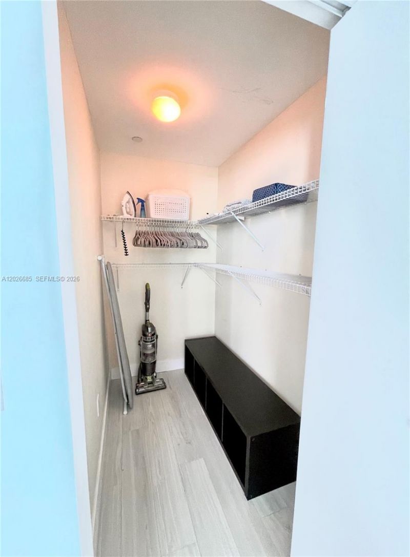 350 NE 24th St, Unit 709, Miami, FL 33137 Photo
