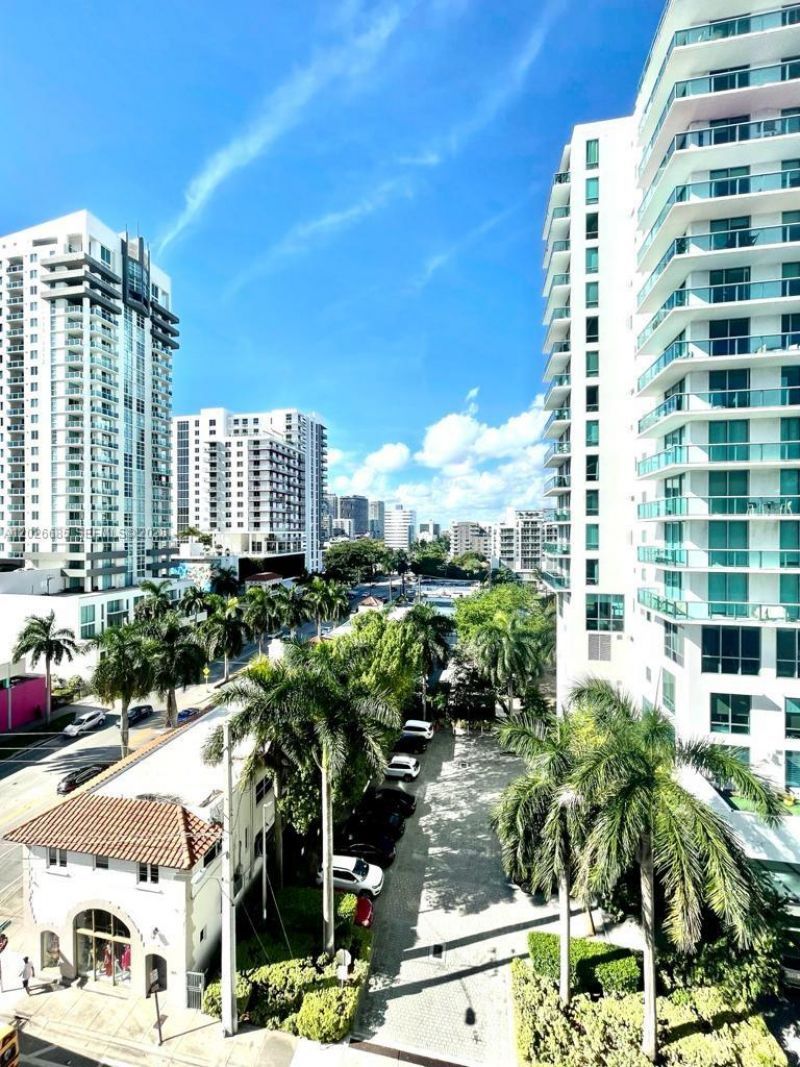 350 NE 24th St, Unit 709, Miami, FL 33137 Photo