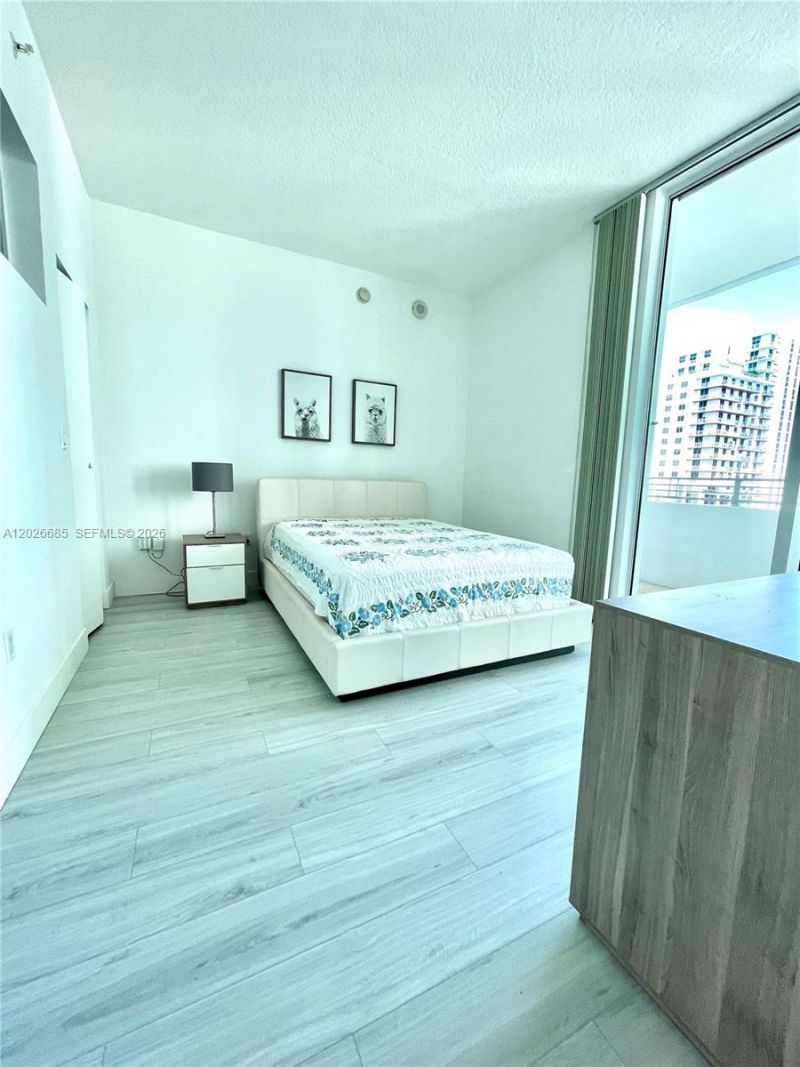 350 NE 24th St, Unit 709, Miami, FL 33137 Photo