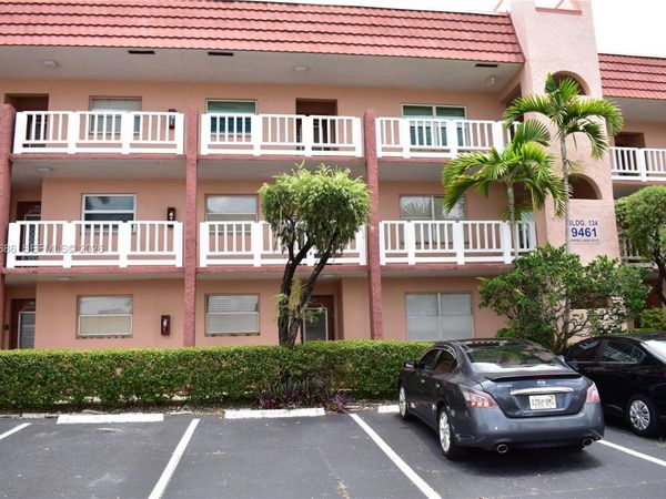 9461 Sunrise Lakes Blvd , Unit 103, Sunrise, FL 33322