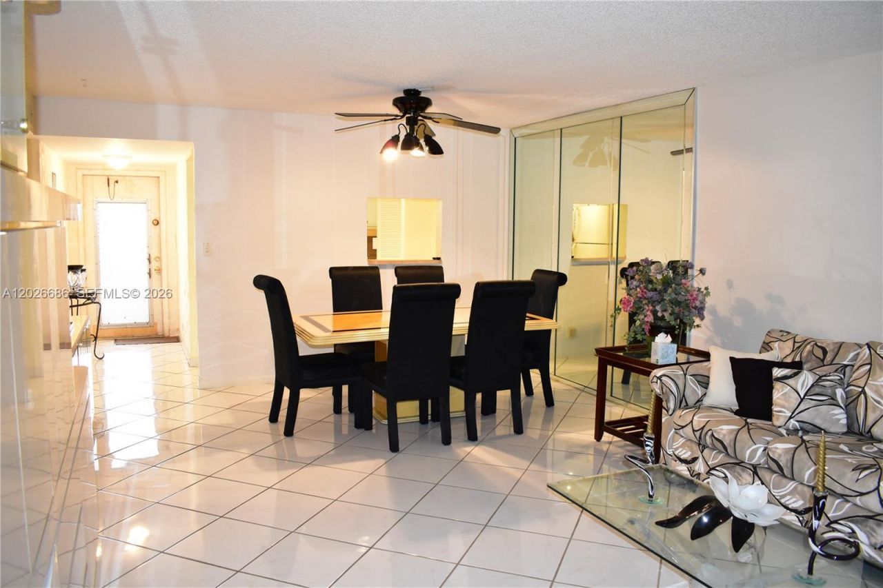 9461 Sunrise Lakes Blvd , Unit 103, Sunrise, FL 33322 Photo