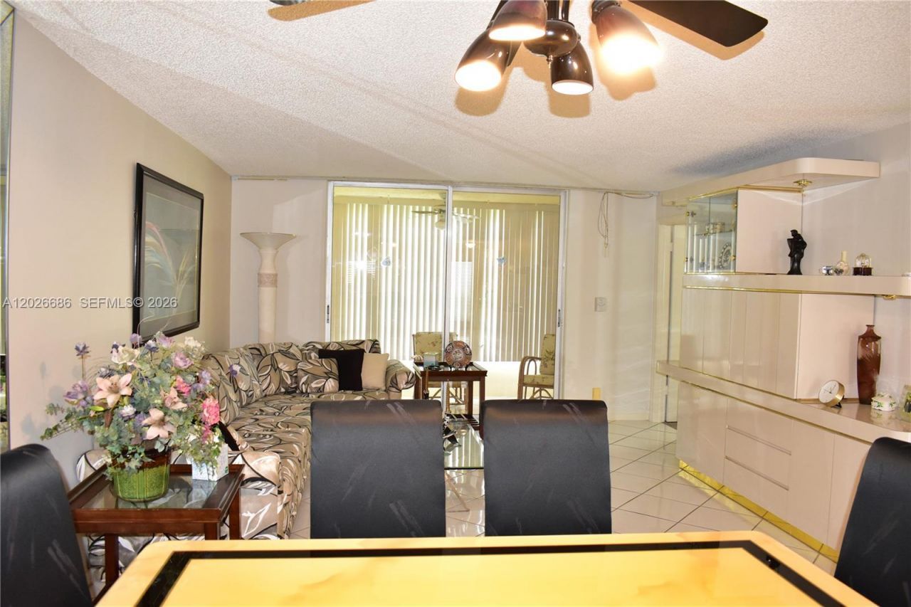9461 Sunrise Lakes Blvd , Unit 103, Sunrise, FL 33322 Photo