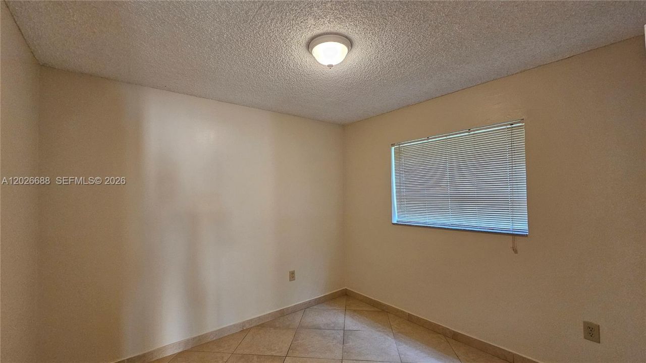 1235 NW 6th St, Unit 3, Miami, FL 33125 Photo