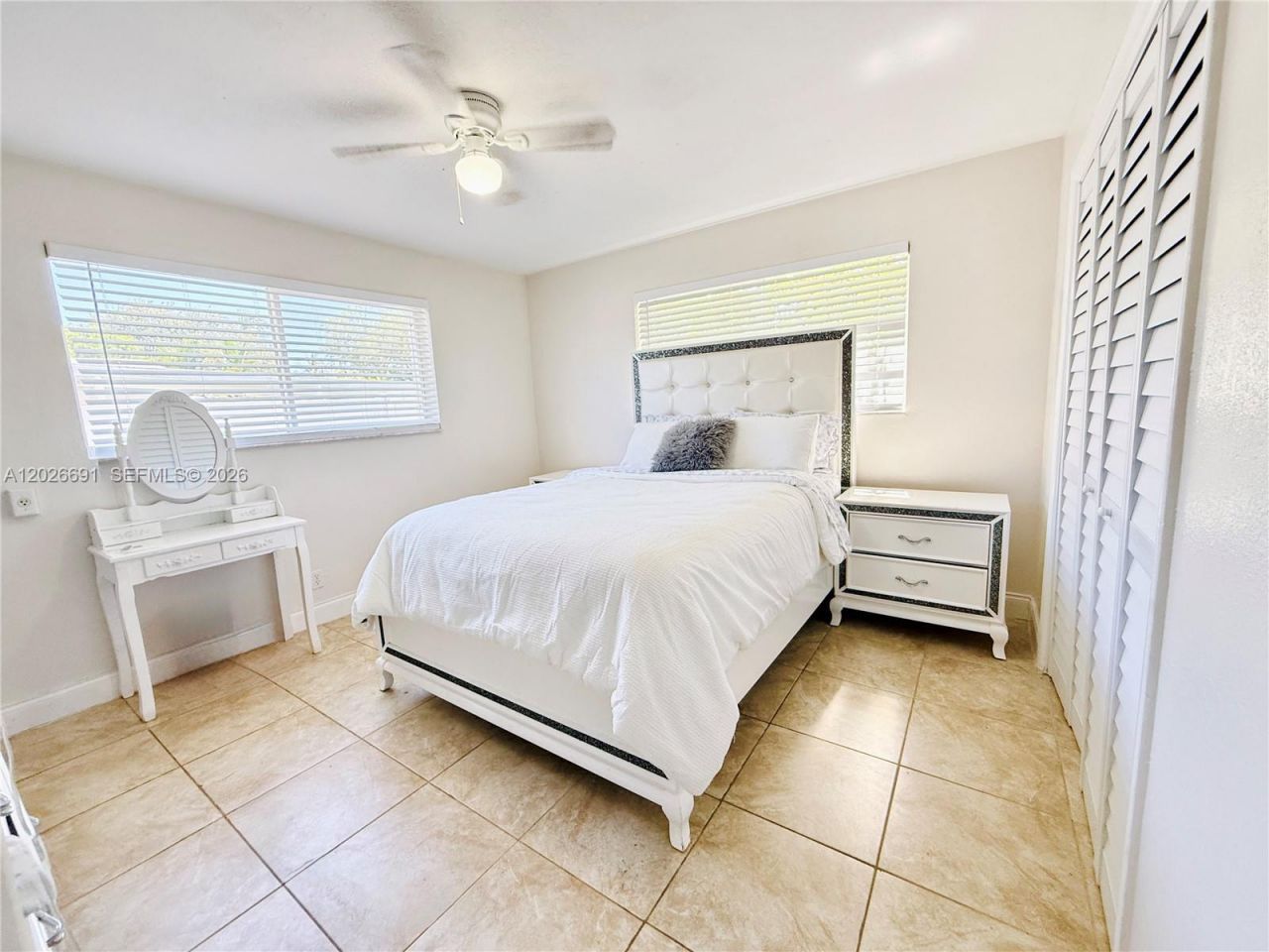 411 SW 10th Ter , Hallandale Beach, FL 33009 Photo