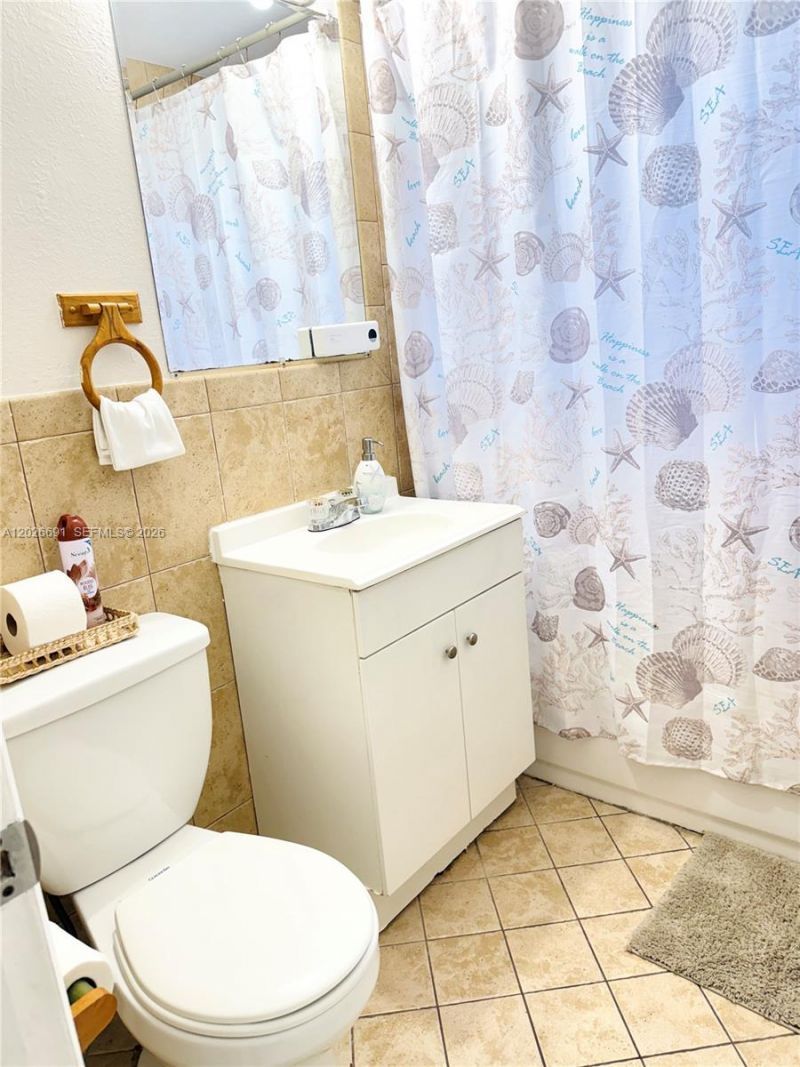 411 SW 10th Ter , Hallandale Beach, FL 33009 Photo
