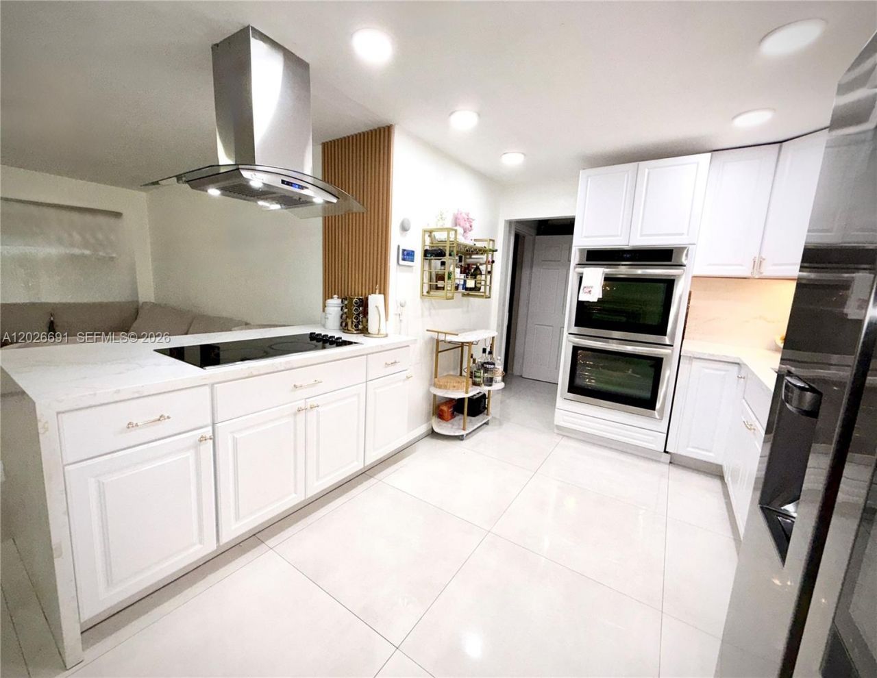 411 SW 10th Ter , Hallandale Beach, FL 33009 Photo