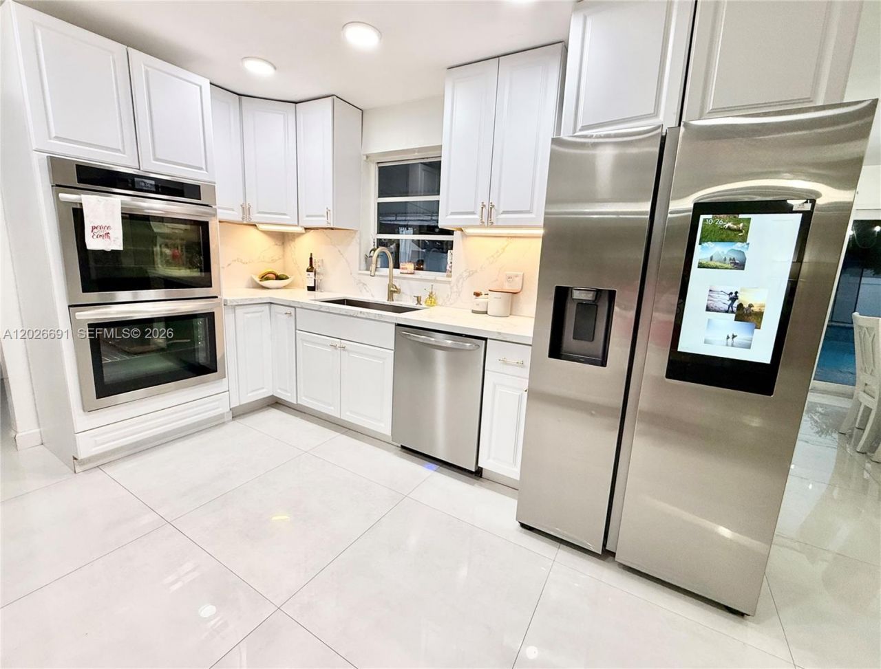 411 SW 10th Ter , Hallandale Beach, FL 33009 Photo