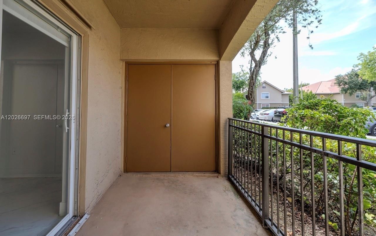 11730 SW 2nd St, Unit 12103, Pembroke Pines, FL 33025 Photo