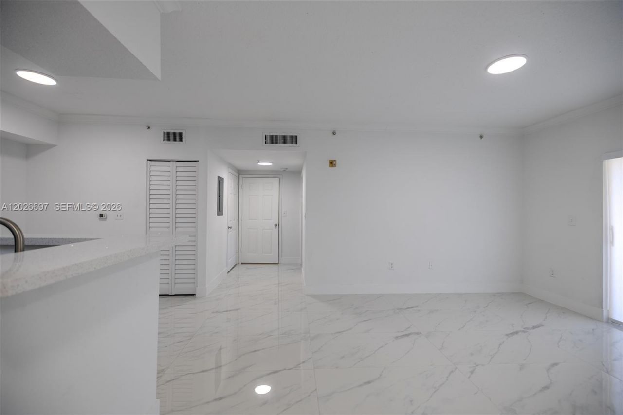 11730 SW 2nd St, Unit 12103, Pembroke Pines, FL 33025 Photo
