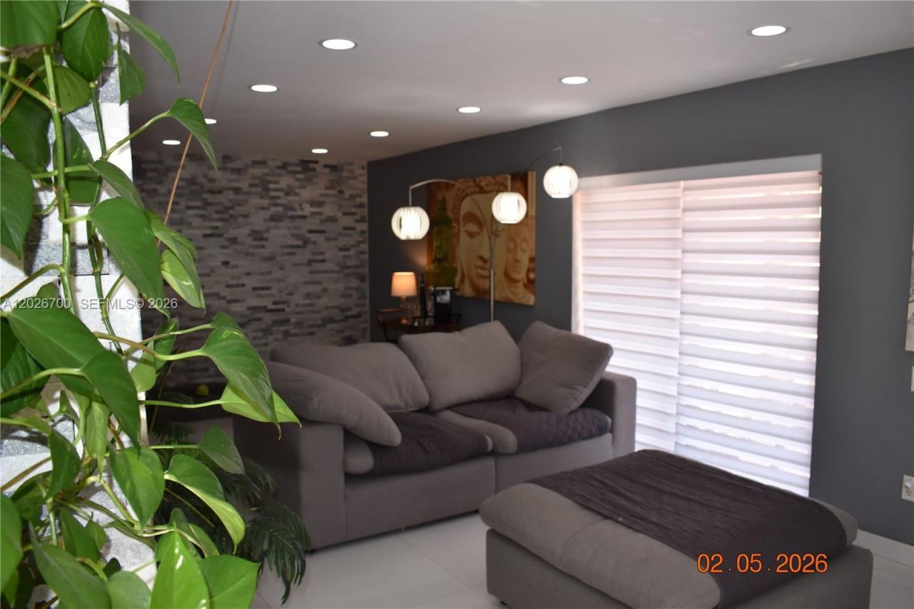 Please Call For Address, Unit B34, Miami, FL 33173 Photo