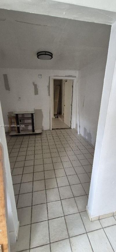 610 E 6th Pl, Hialeah, FL 33010 Photo
