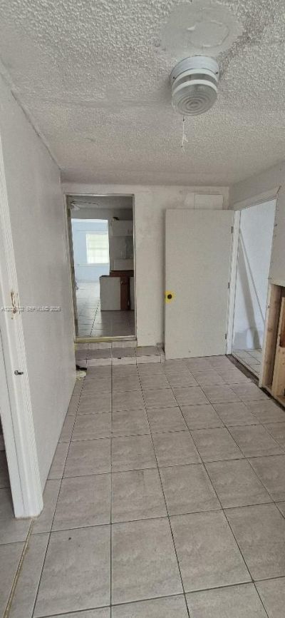 610 E 6th Pl, Hialeah, FL 33010 Photo