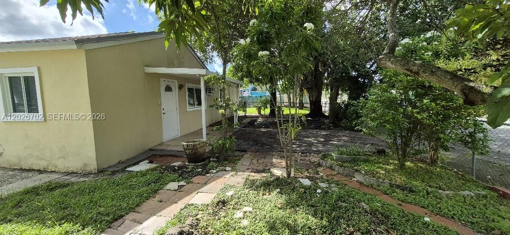 610 E 6th Pl, Hialeah, FL 33010 Photo