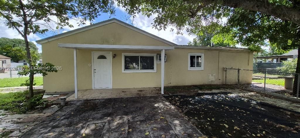 610 E 6th Pl, Hialeah, FL 33010 Photo