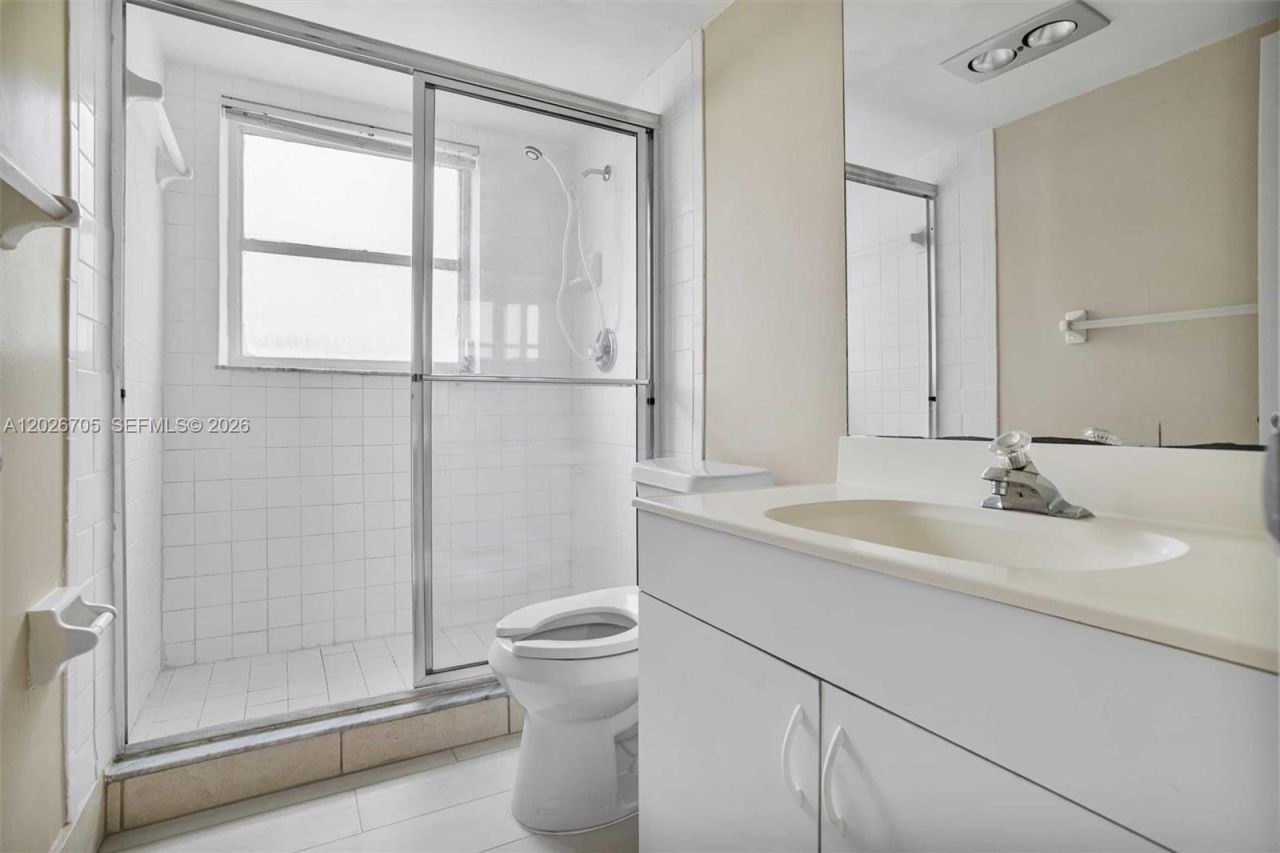 2651 S Course Dr, Unit 201, Pompano Beach, FL 33069 Photo