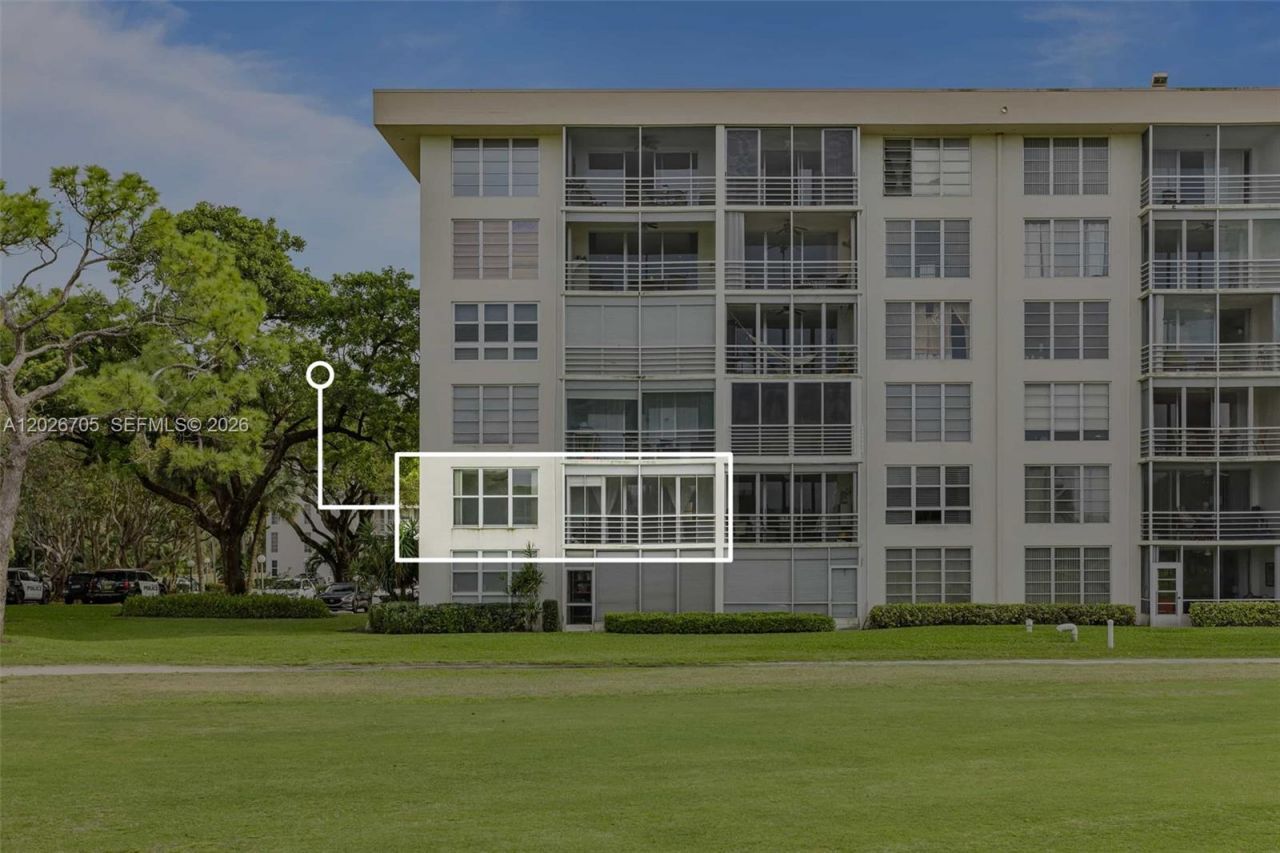 2651 S Course Dr, Unit 201, Pompano Beach, FL 33069 Photo