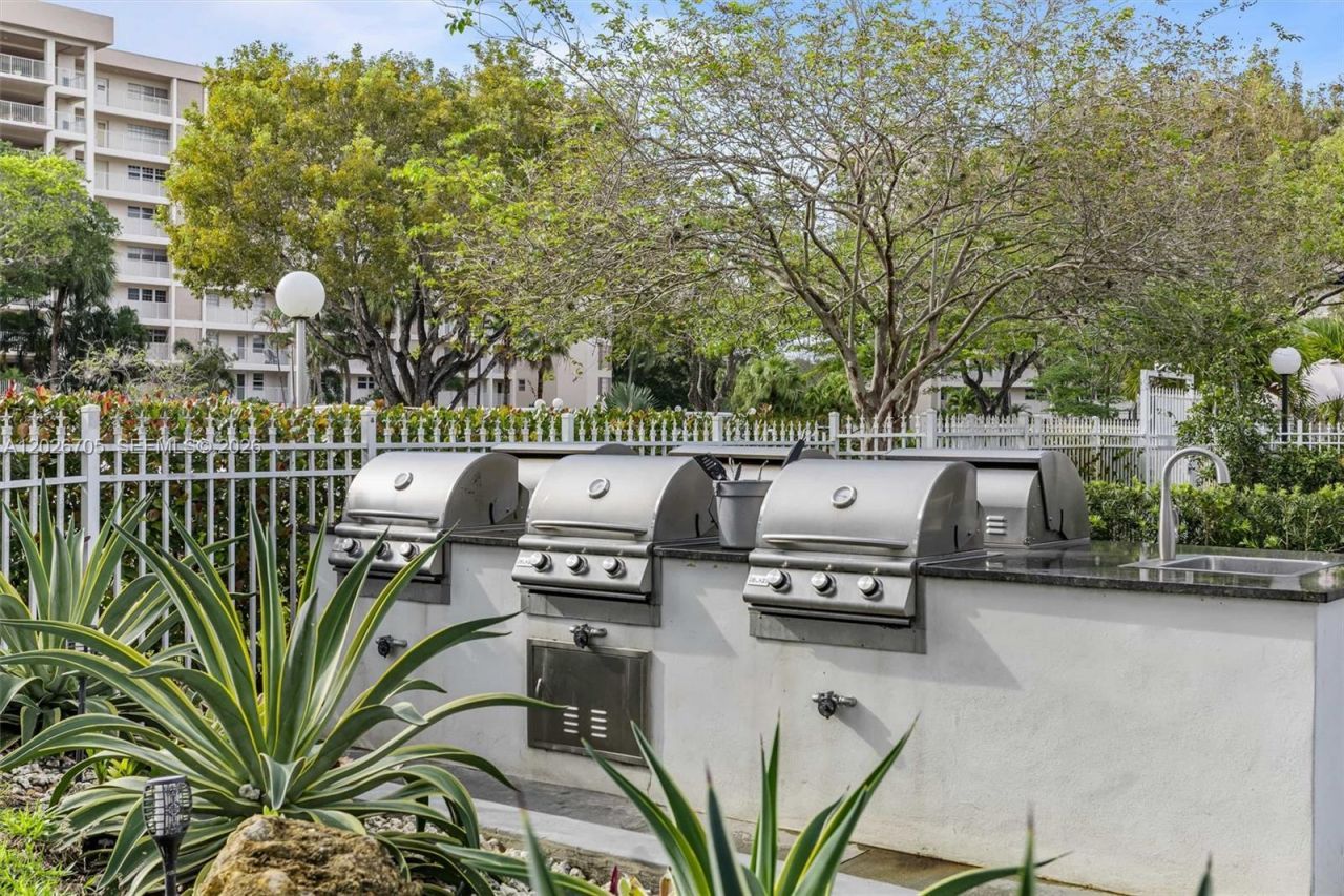 2651 S Course Dr, Unit 201, Pompano Beach, FL 33069 Photo