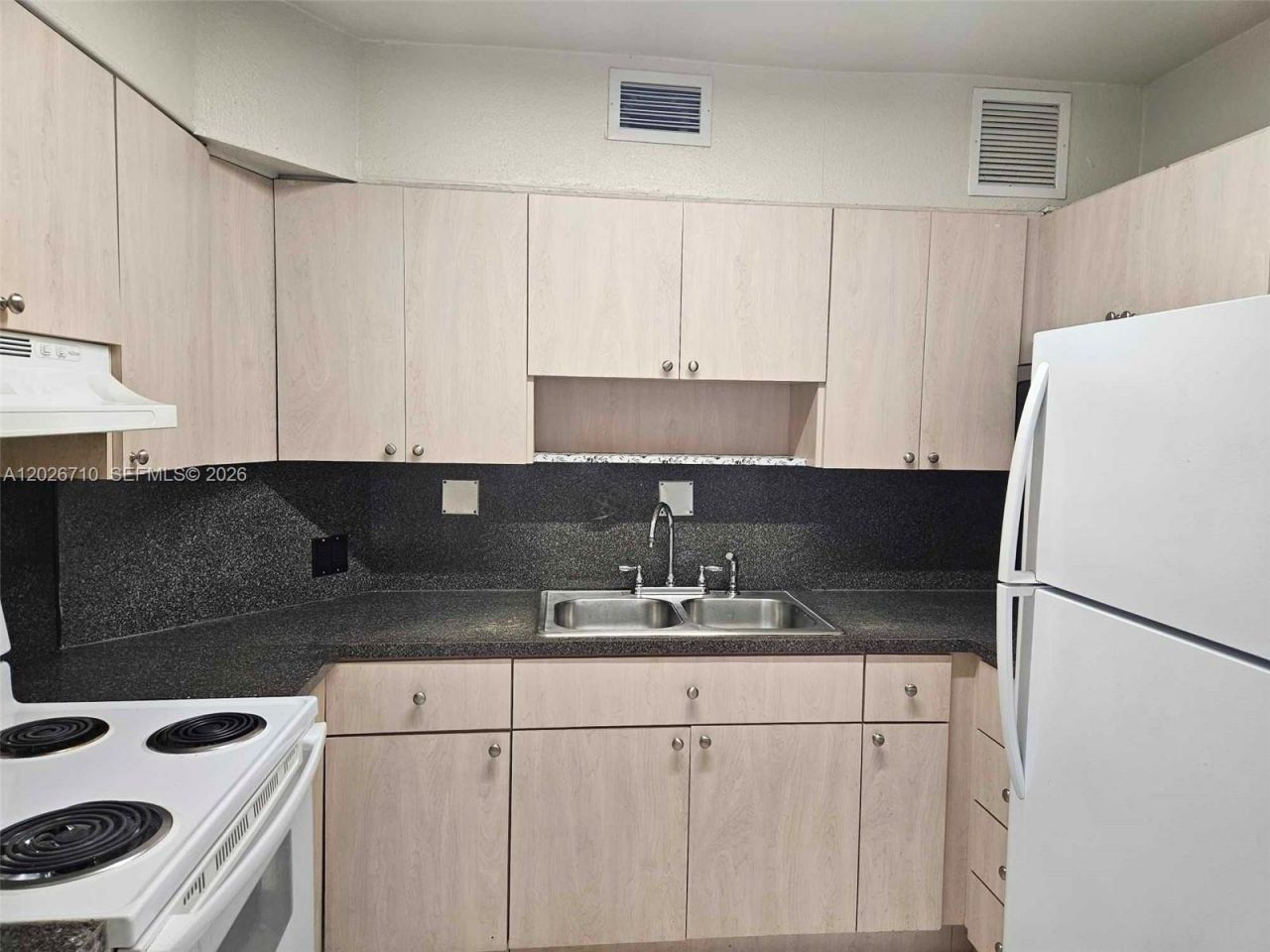 3431 SW 4th St, Unit 1, Miami, FL 33135 Photo