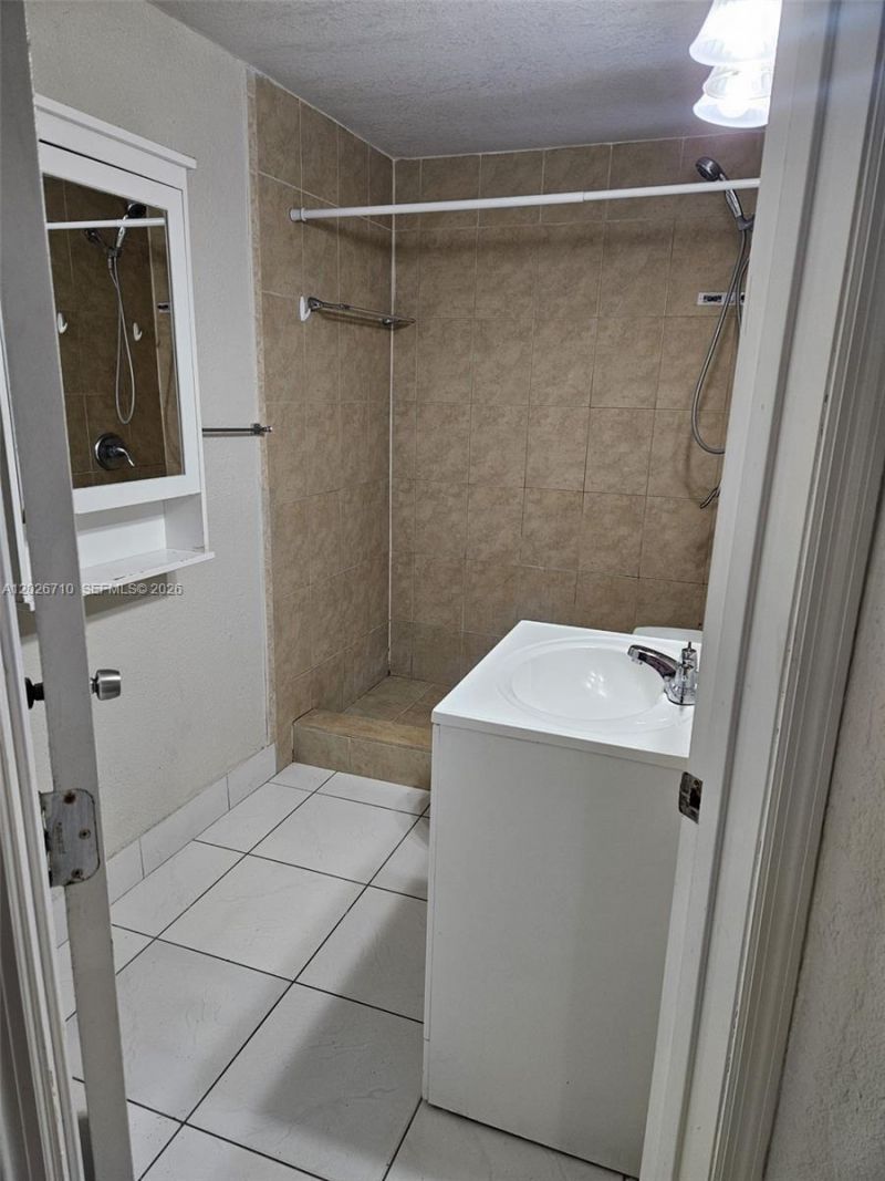 3431 SW 4th St, Unit 1, Miami, FL 33135 Photo