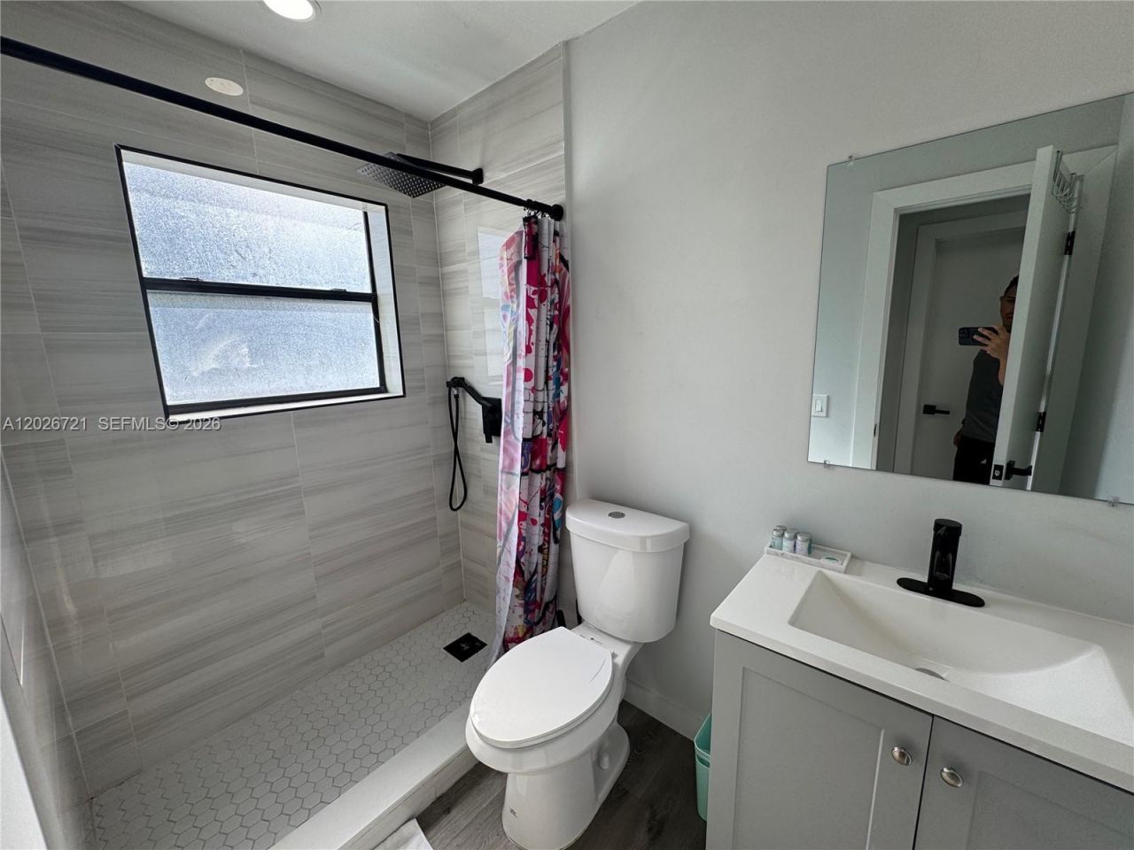 584 NW 30th St , Unit 3, Miami, FL 33127 Photo