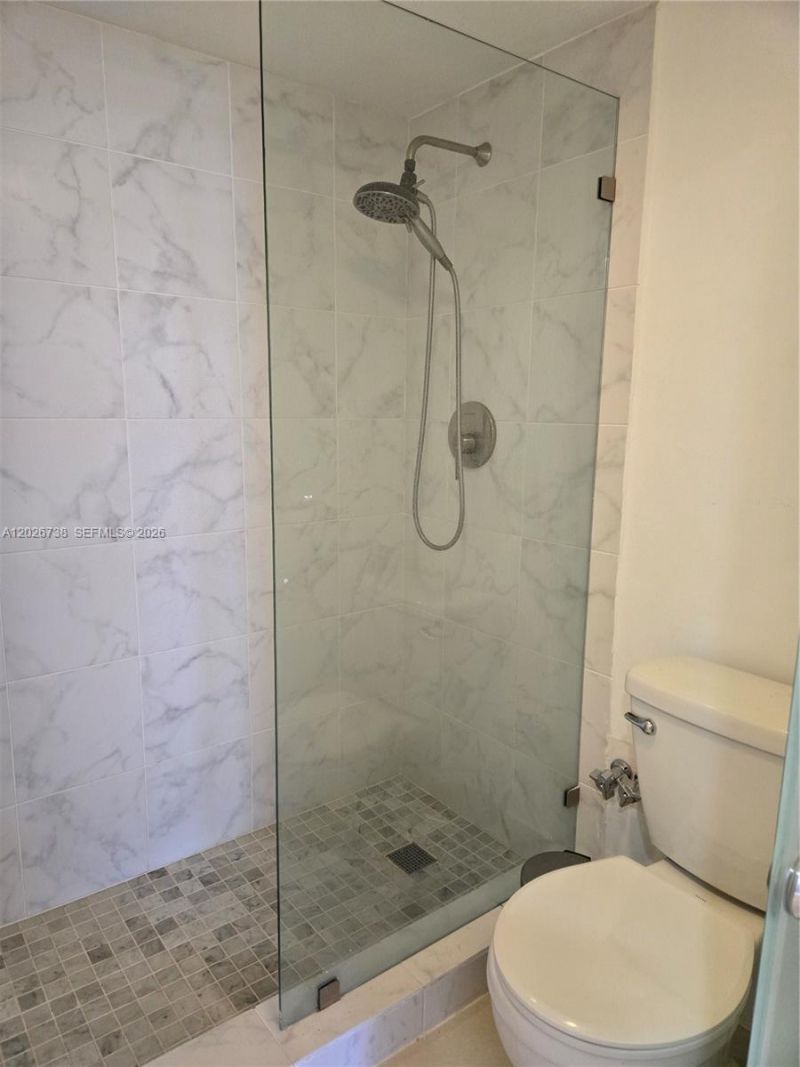 20379 W Country Club Dr , Unit 2531, Aventura, FL 33180 Photo