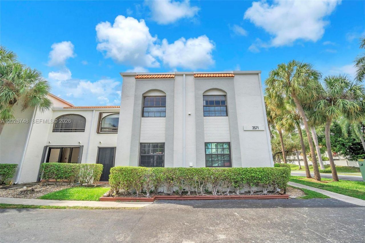 3571 Magellan Cir , Unit 343-4, Aventura, FL 33180 Photo