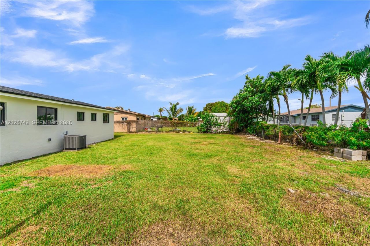 11373 SW 227th Ter , Miami, FL 33170 Photo