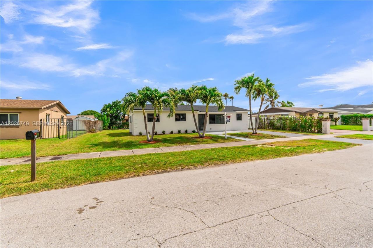 11373 SW 227th Ter , Miami, FL 33170 Photo