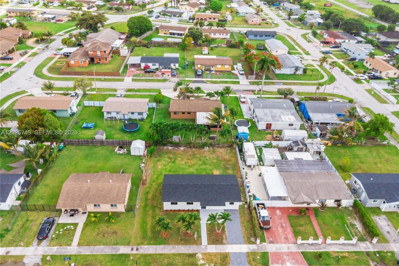 11373 SW 227th Ter , Miami, FL 33170 Photo