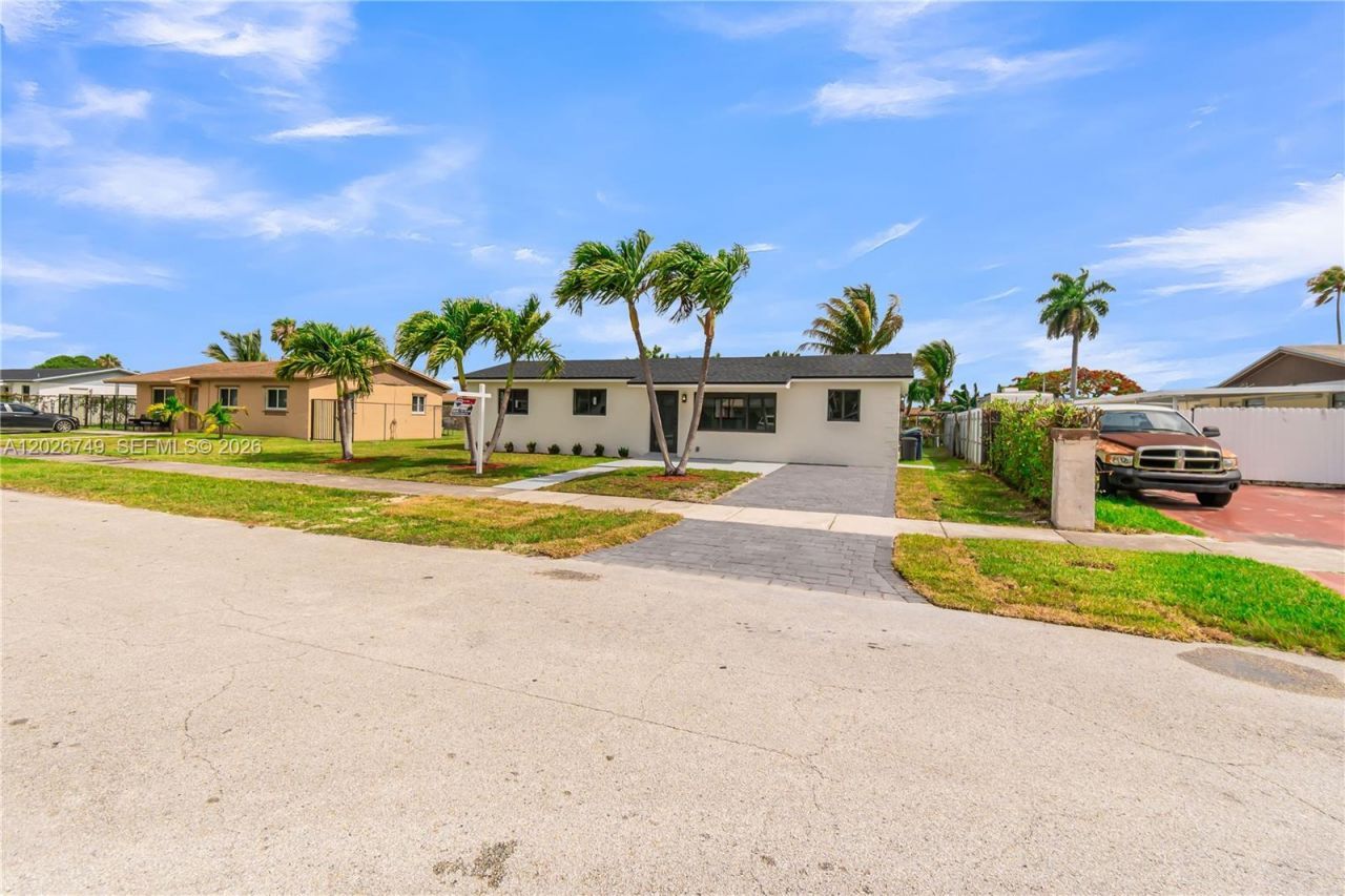 11373 SW 227th Ter , Miami, FL 33170 Photo