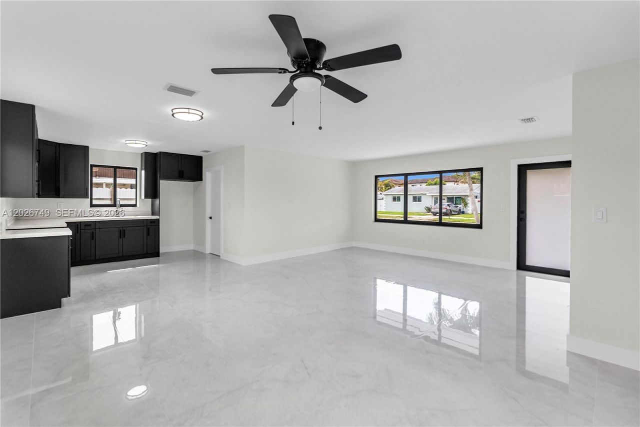 11373 SW 227th Ter , Miami, FL 33170 Photo