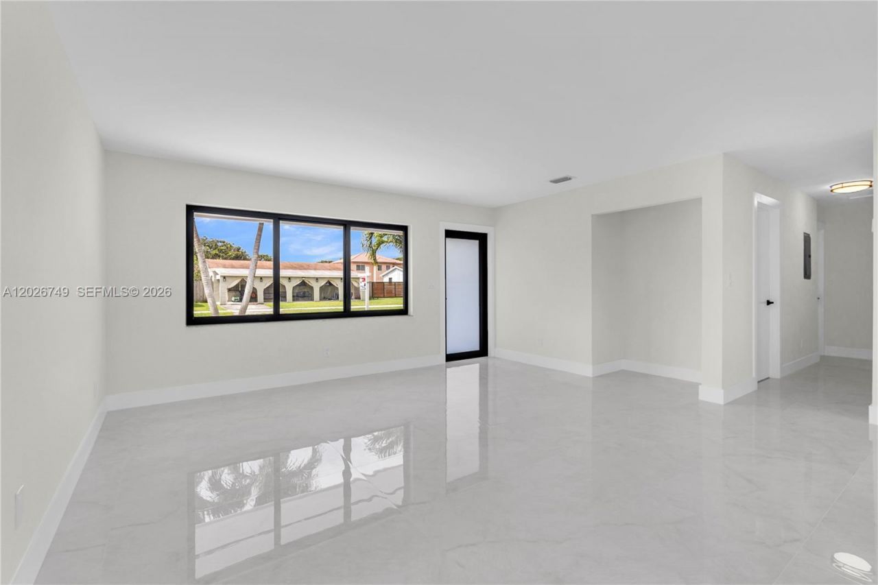 11373 SW 227th Ter , Miami, FL 33170 Photo