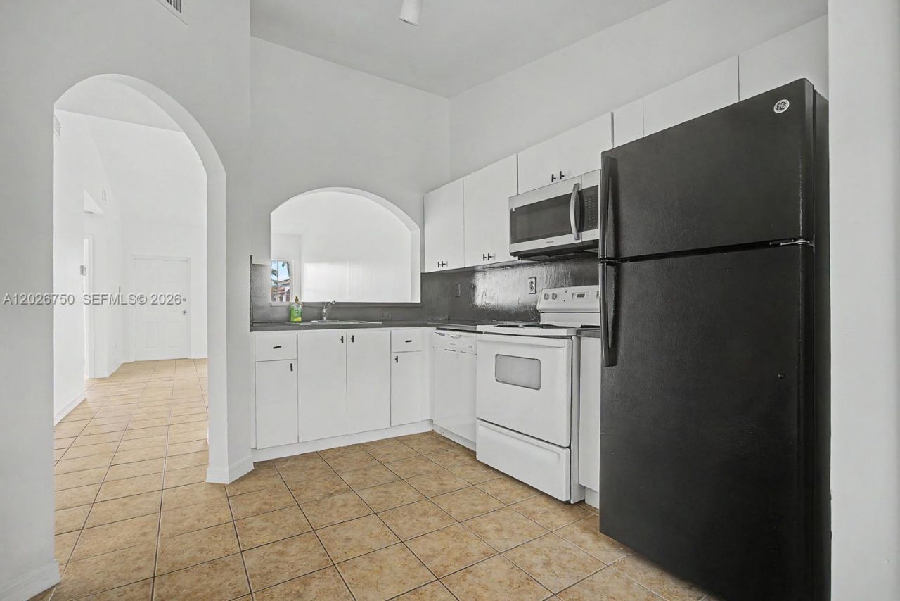 1241 SE 29th St, Unit 203-27, Homestead, FL 33035 Photo