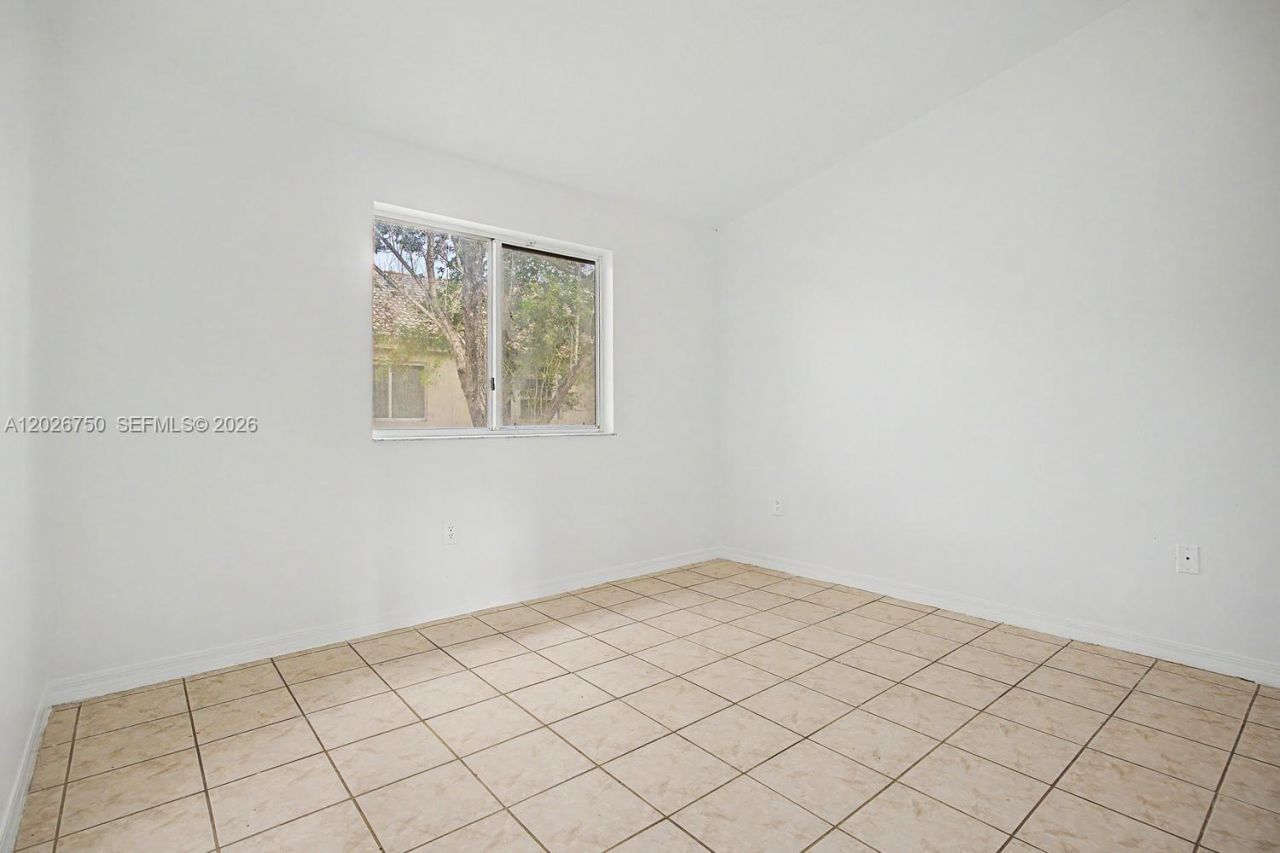 1241 SE 29th St, Unit 203-27, Homestead, FL 33035 Photo