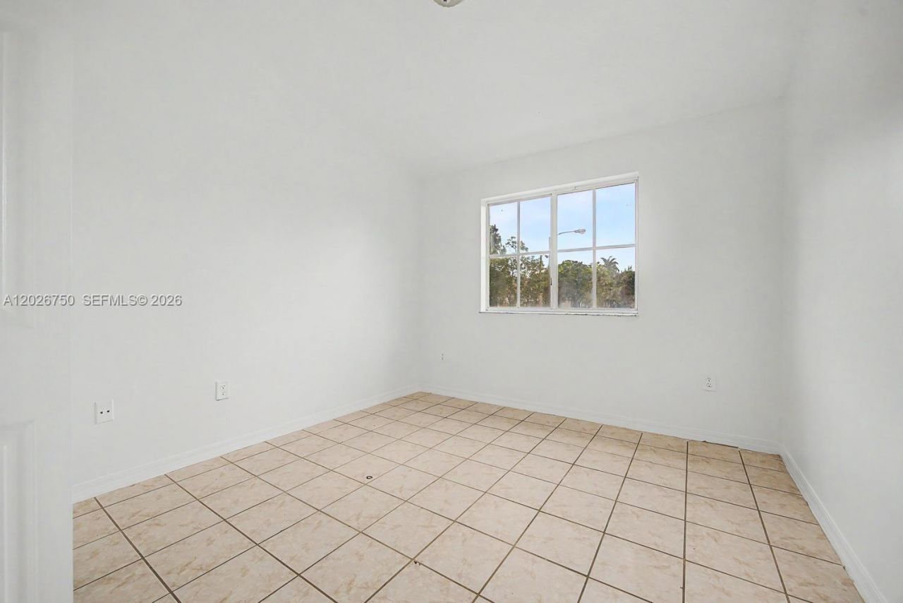 1241 SE 29th St, Unit 203-27, Homestead, FL 33035 Photo