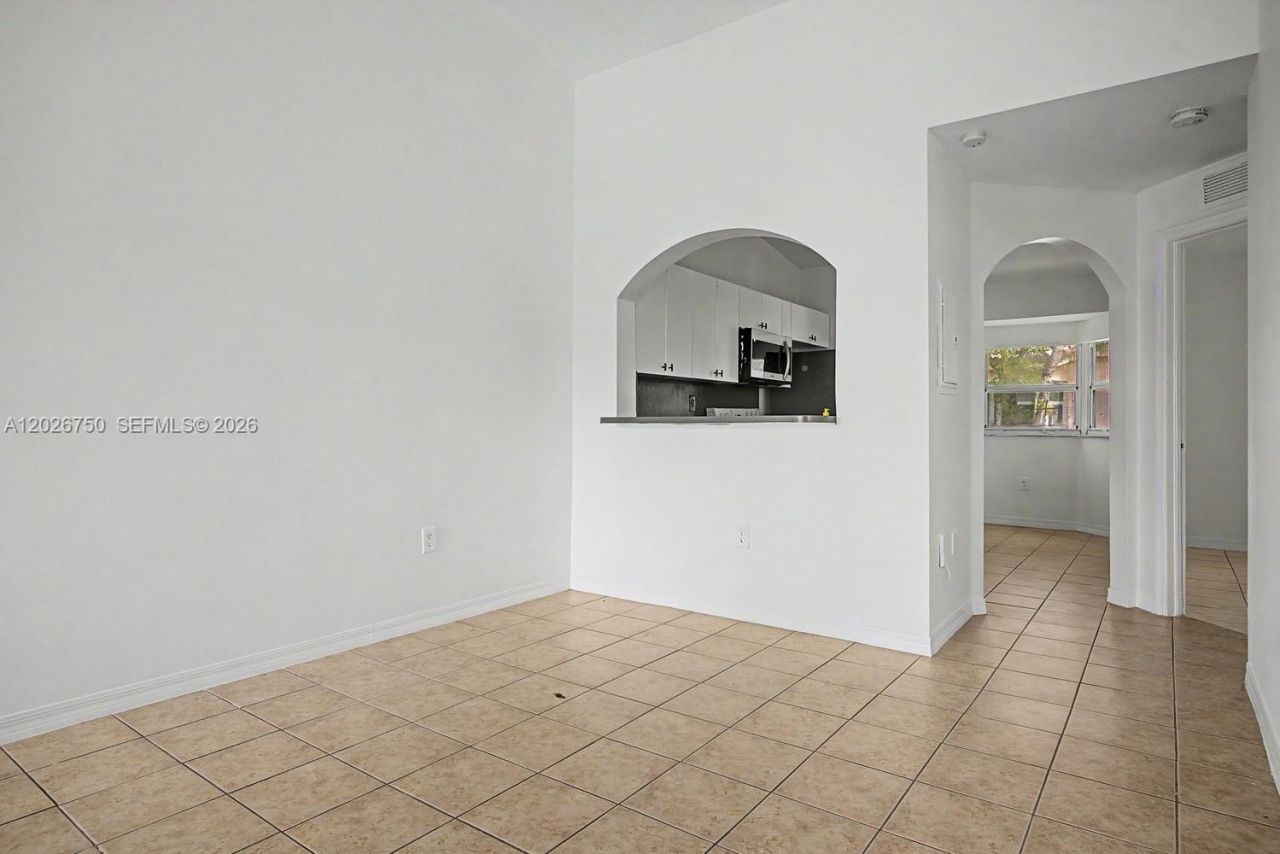1241 SE 29th St, Unit 203-27, Homestead, FL 33035 Photo