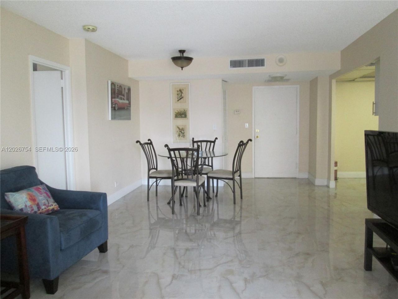251 174th St , Unit 411, Sunny Isles Beach, FL 33160 Photo