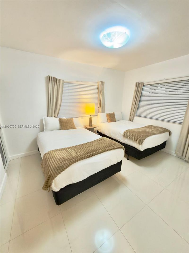 1029 94th St , Unit 12, Bay Harbor Islands, FL 33154 Photo
