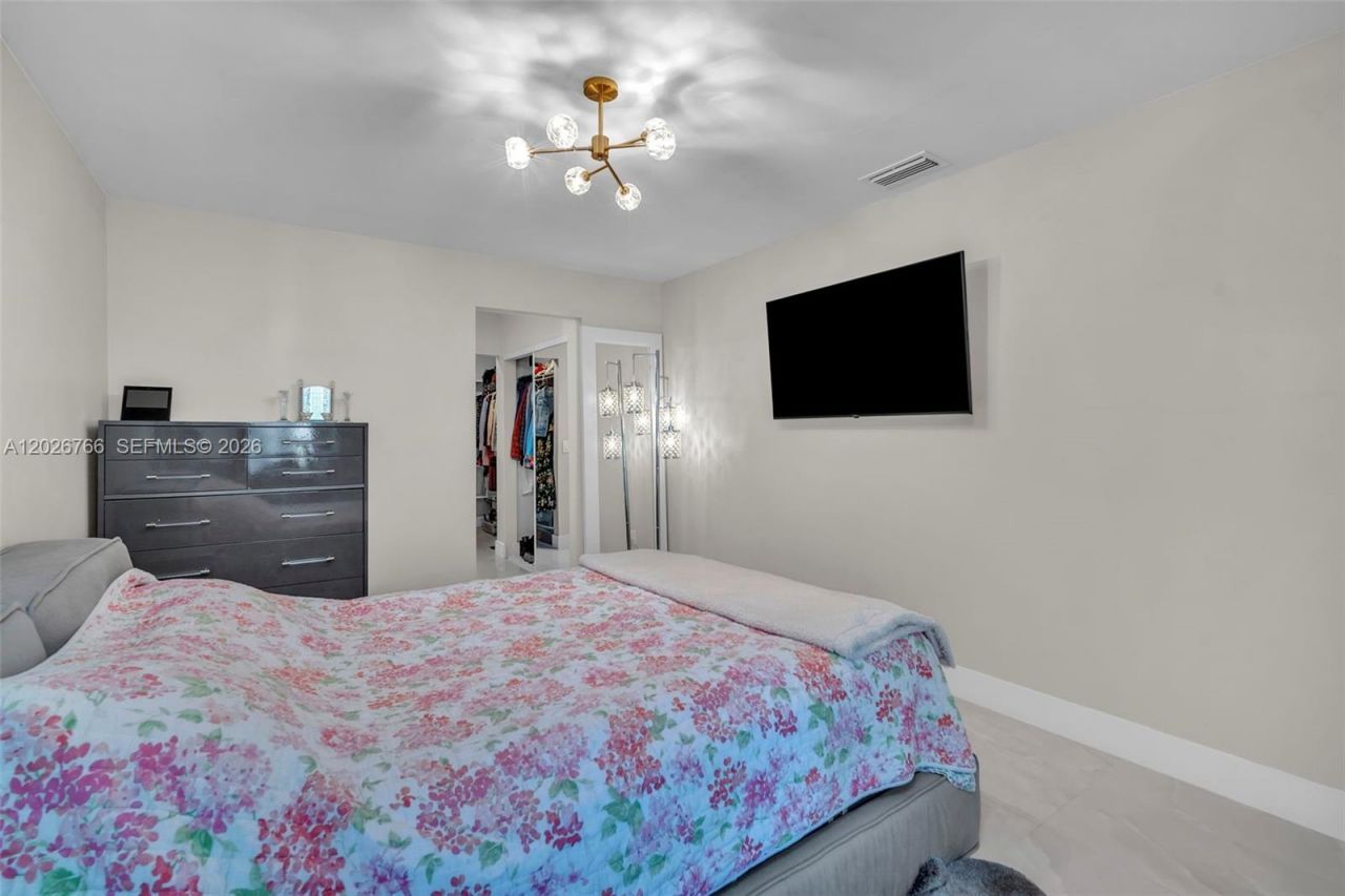 3571 Magellan Cir , Unit 343-4, Aventura, FL 33180 Photo