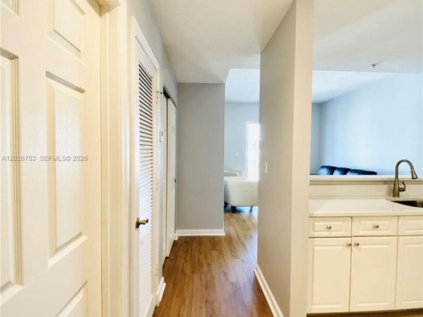 1200 Town Center Dr, Unit 422, Jupiter, FL 33458