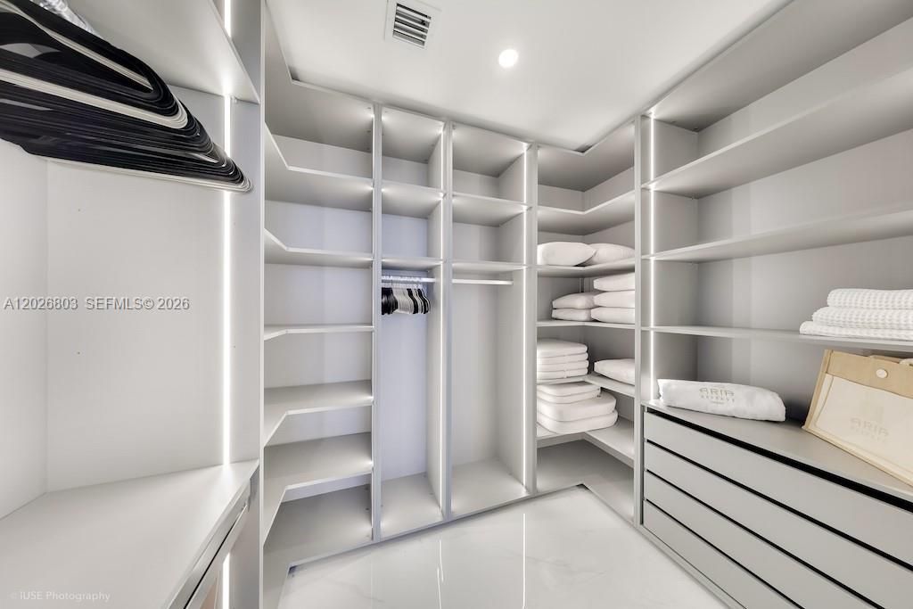 700 NE 24 St , Unit 1403, Miami, FL 33137 Photo