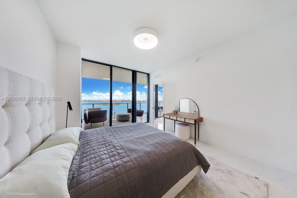 700 NE 24 St , Unit 1403, Miami, FL 33137 Photo